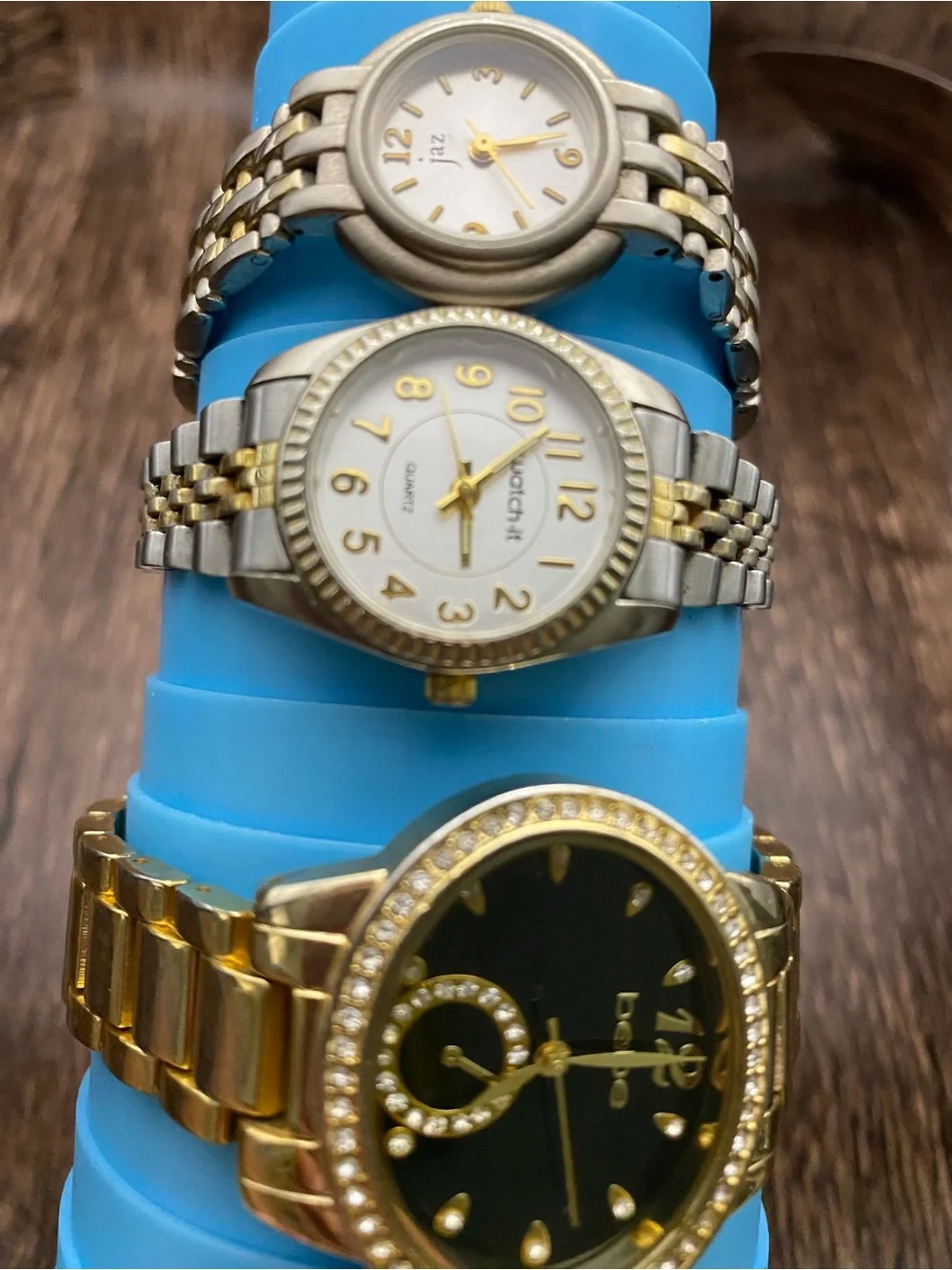 Four Vintage Ladies Watches all working